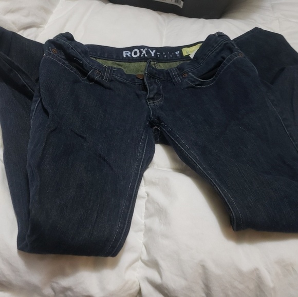 Roxy Dark Wash Denim Jeans - Picture 2 of 4